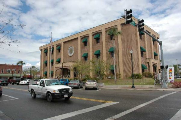 Taylor courthouse